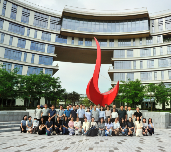 6月17日省、市、区发展改革部门共同开展青年理论学习走读见学交流活动1.jpg